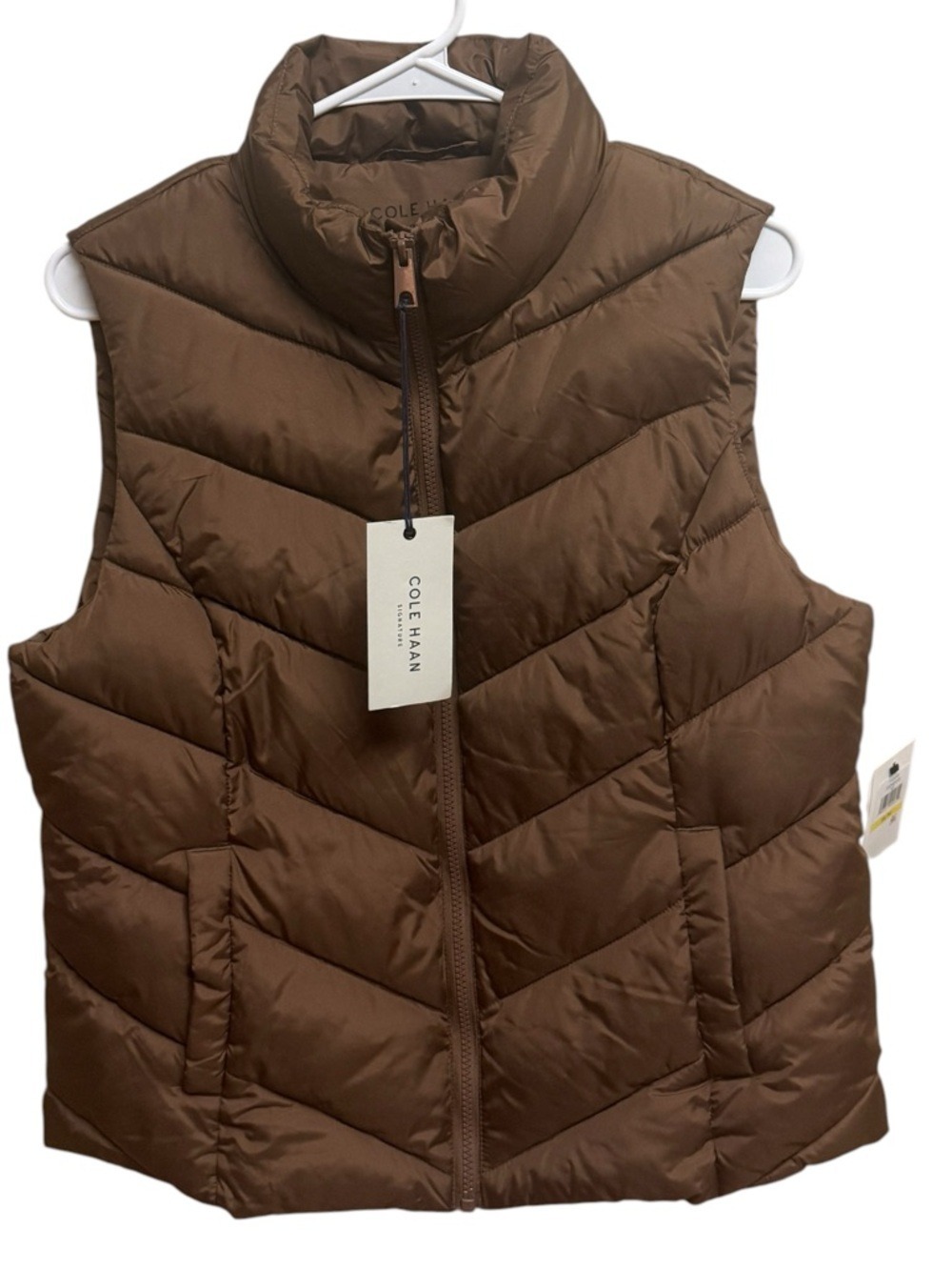 NWT Cole Haan Signature Chevron Quilted Puffer Vest Medium Brown Toffee